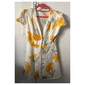 Floral Button-Down Dress in Yellow and White Size Small